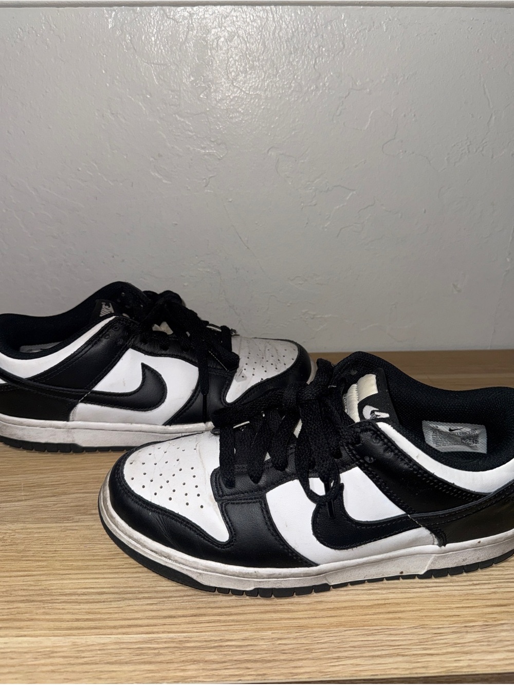 5.5Y pandas or size 7 in woman